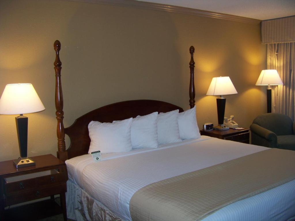 Baymont Inn And Suites Shreveport Airport Экстерьер фото