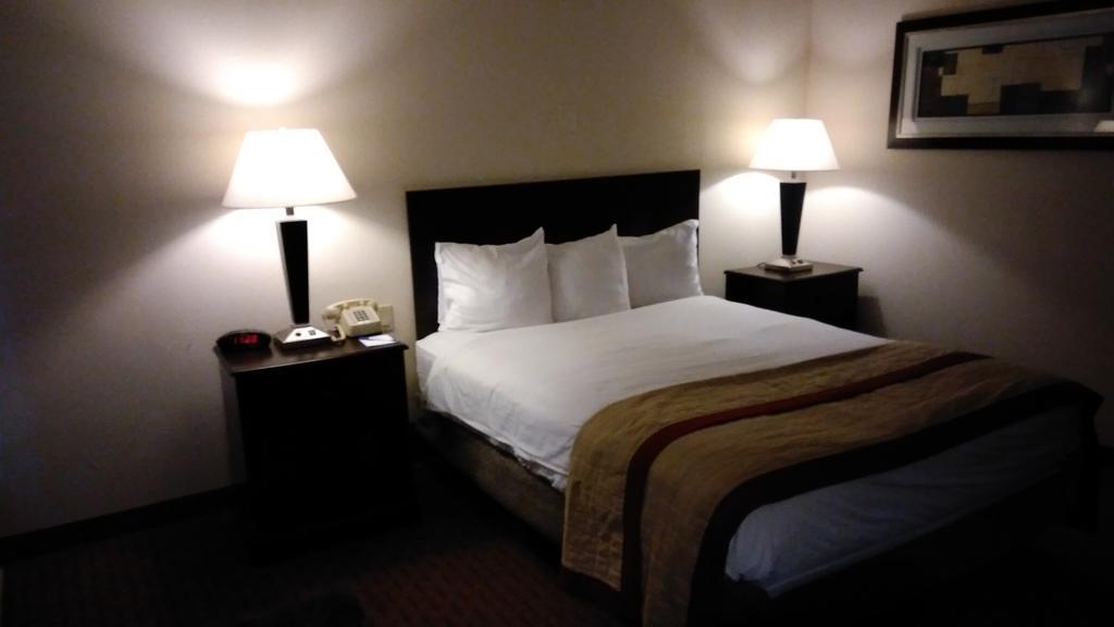 Baymont Inn And Suites Shreveport Airport Номер фото